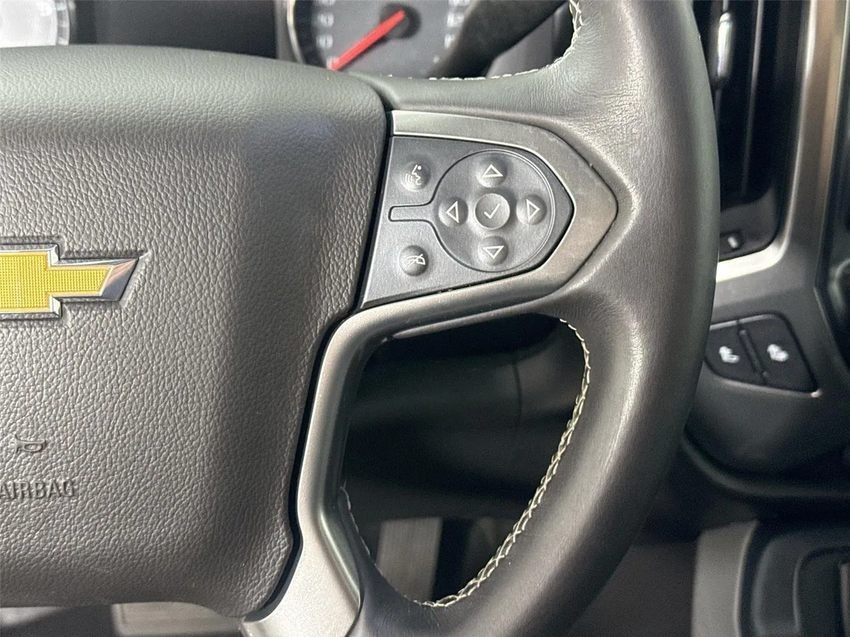 2017 Chevrolet Silverado 1500 LT thumbnail 20