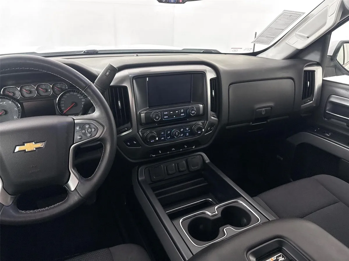 2017 Chevrolet Silverado 1500 LT thumbnail 33