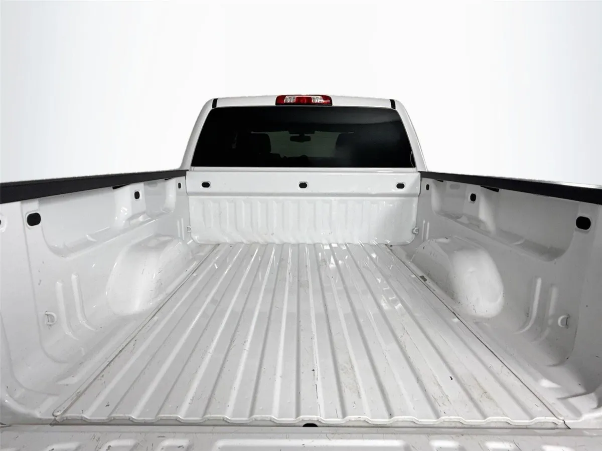 2017 Chevrolet Silverado 1500 LT thumbnail 38