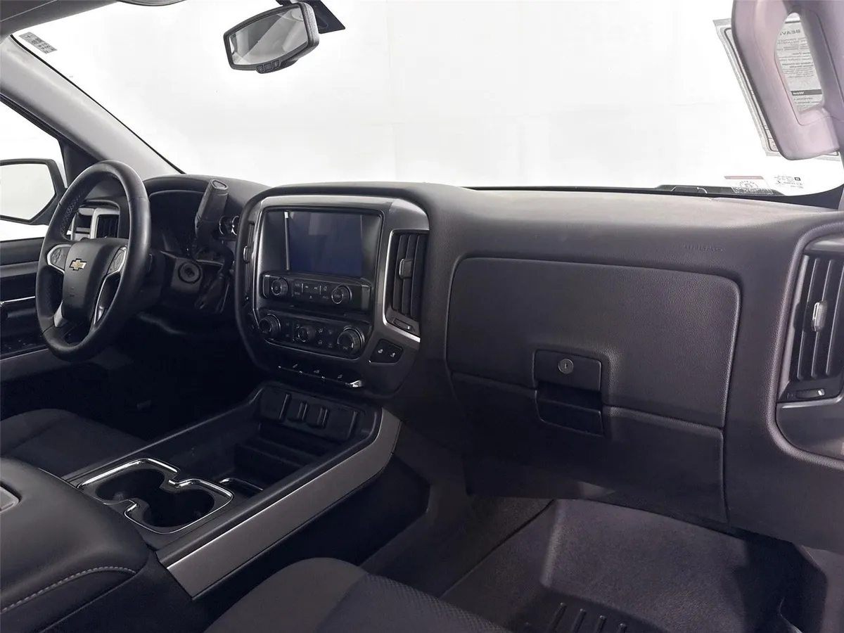 2017 Chevrolet Silverado 1500 LT thumbnail 42