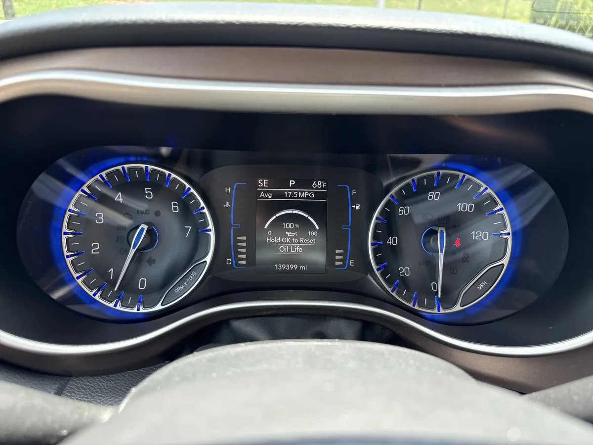 2017 Chrysler Pacifica Touring Plus thumbnail 23