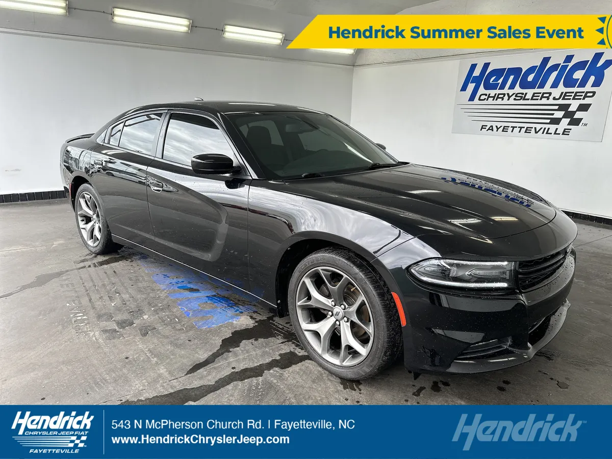 2017 Dodge Charger SXT thumbnail 13