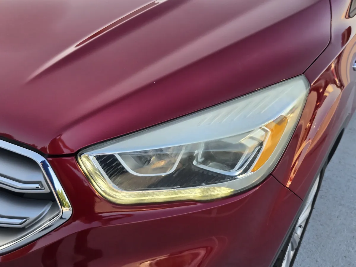 2017 Ford Escape Titanium thumbnail 10