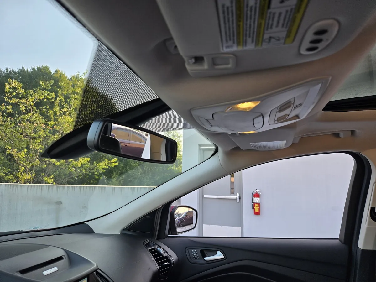 2017 Ford Escape Titanium thumbnail 20