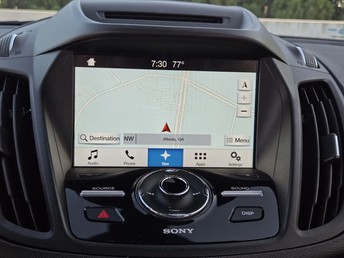 2017 Ford Escape Titanium thumbnail 22