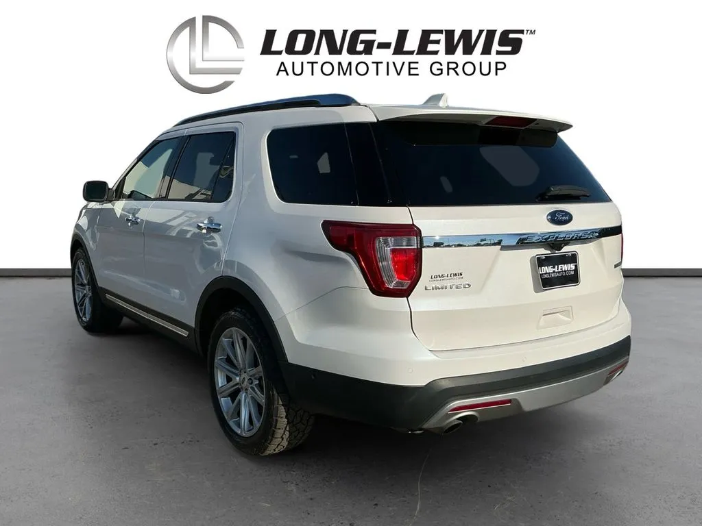 2017 Ford Explorer Limited thumbnail 4
