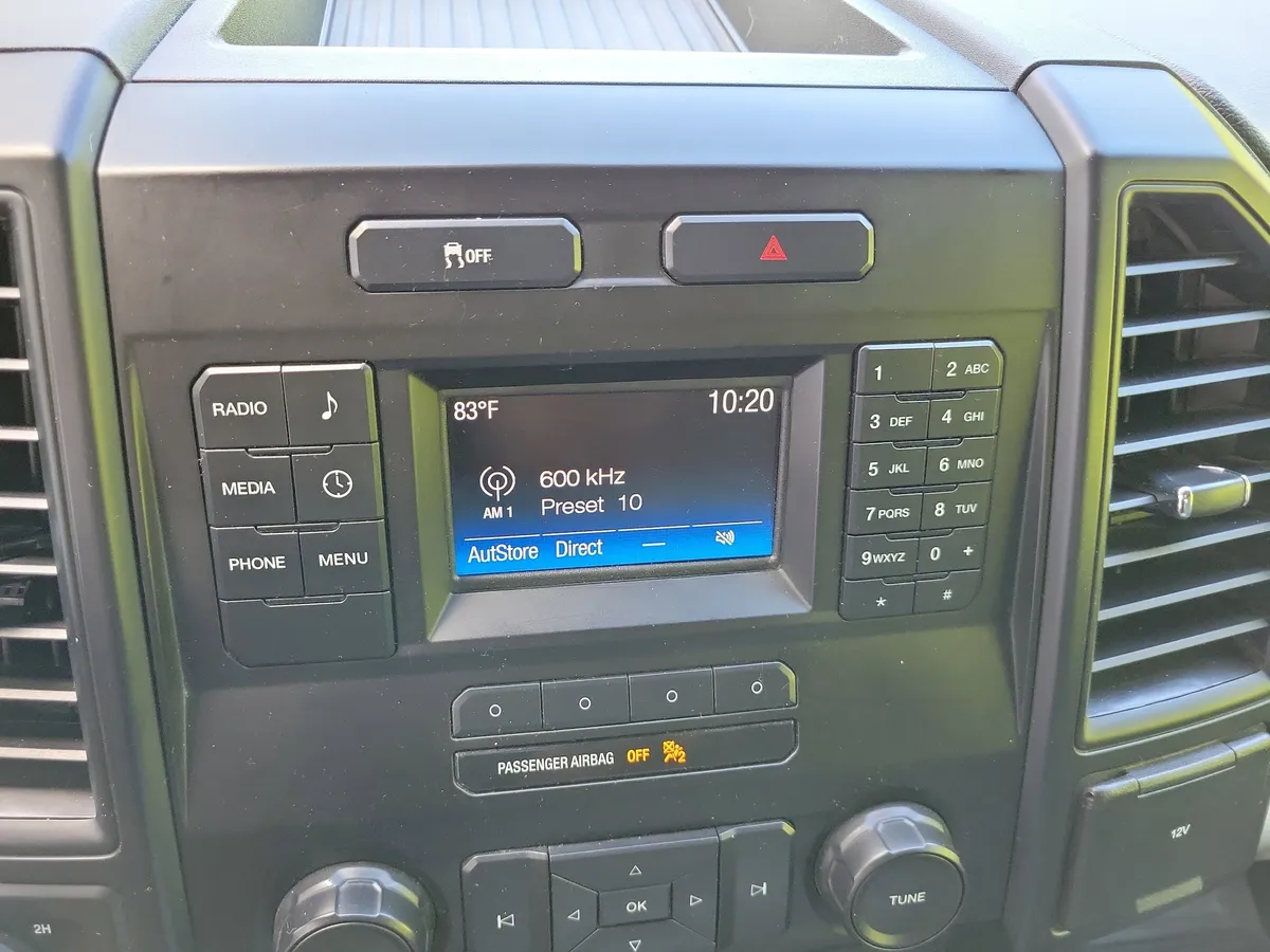 2017 Ford F-150 thumbnail 15