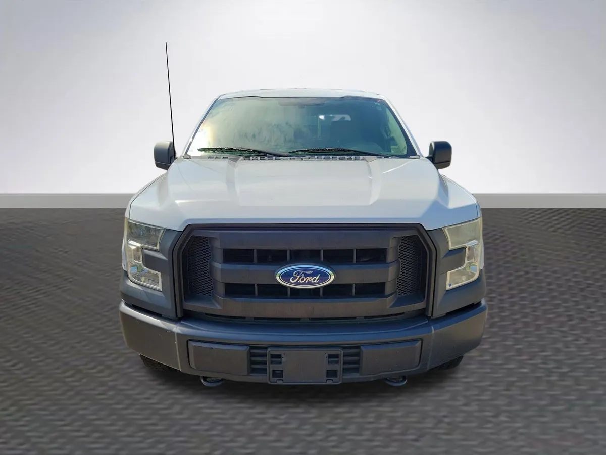 2017 Ford F-150 thumbnail 2