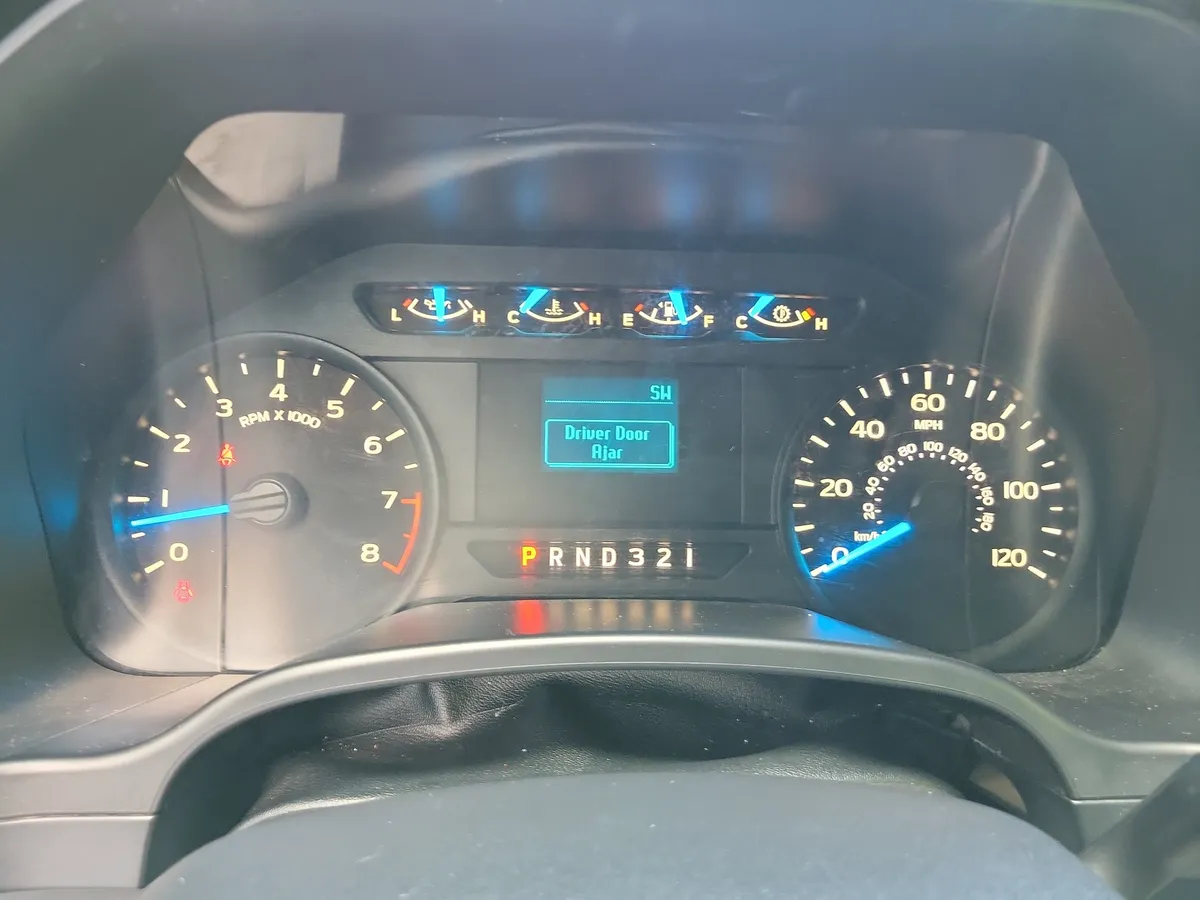 2017 Ford F-150 thumbnail 23