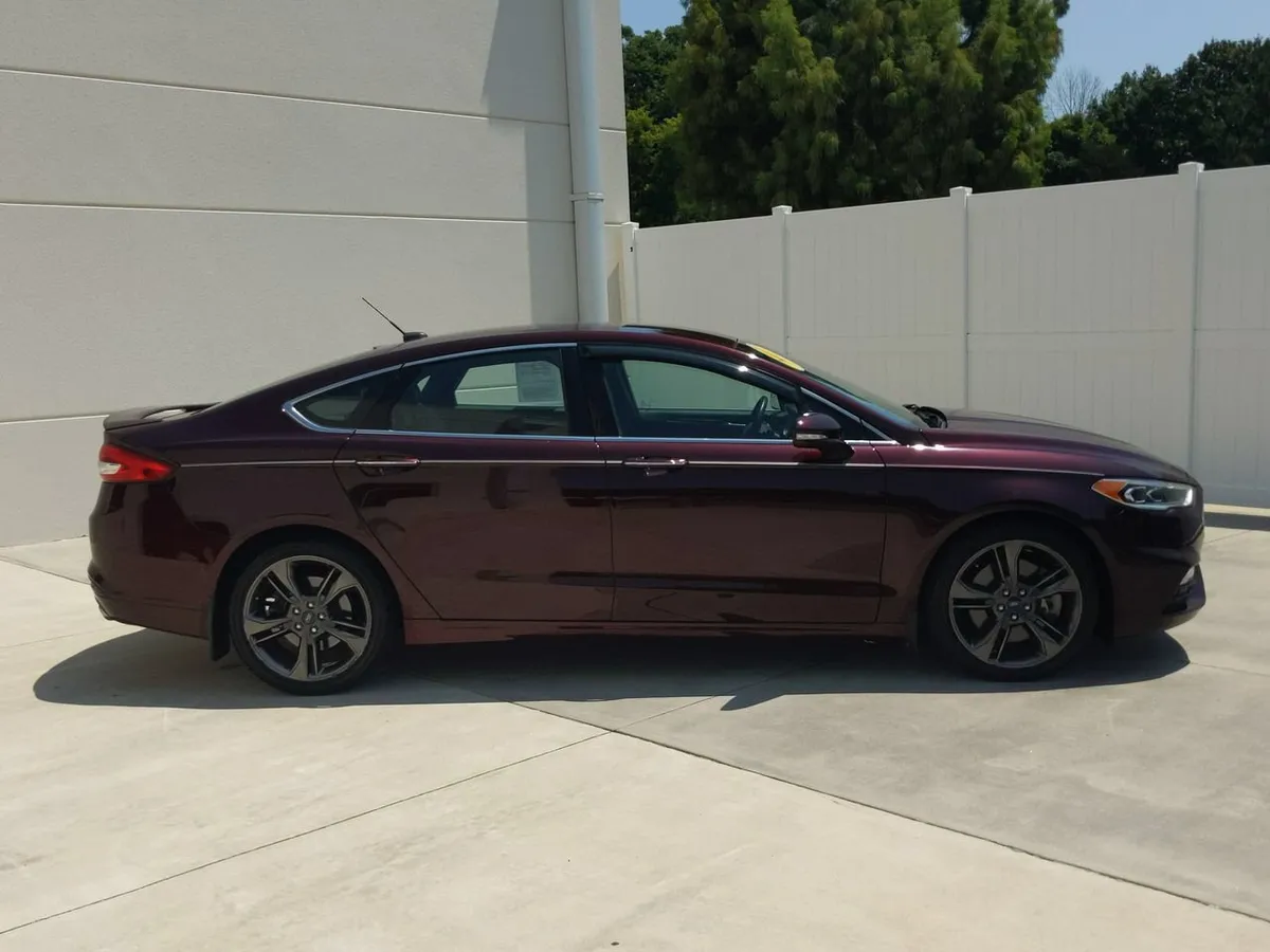 2017 Ford Fusion Sport thumbnail 10