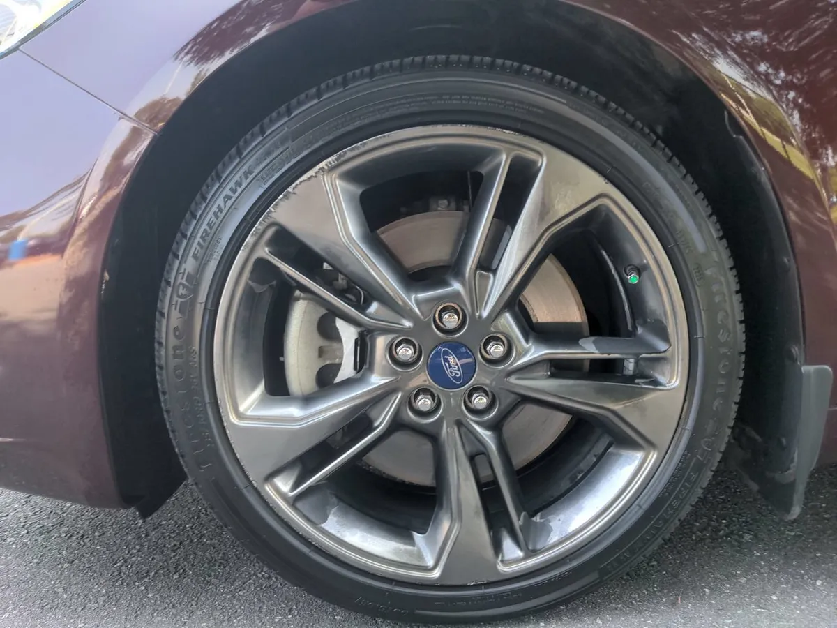 2017 Ford Fusion Sport thumbnail 47