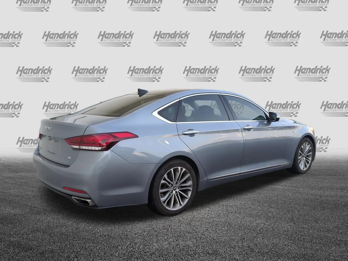 2017 Genesis G80 Ultimate 3.8L thumbnail 9