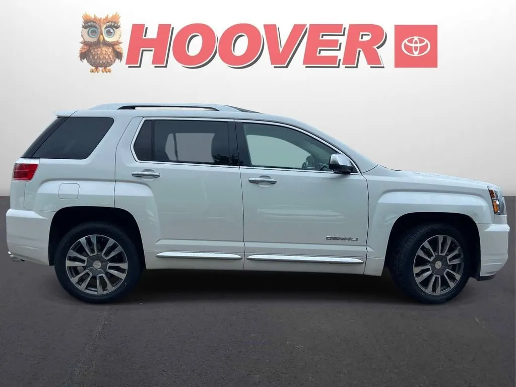 2017 GMC Terrain Denali thumbnail 2