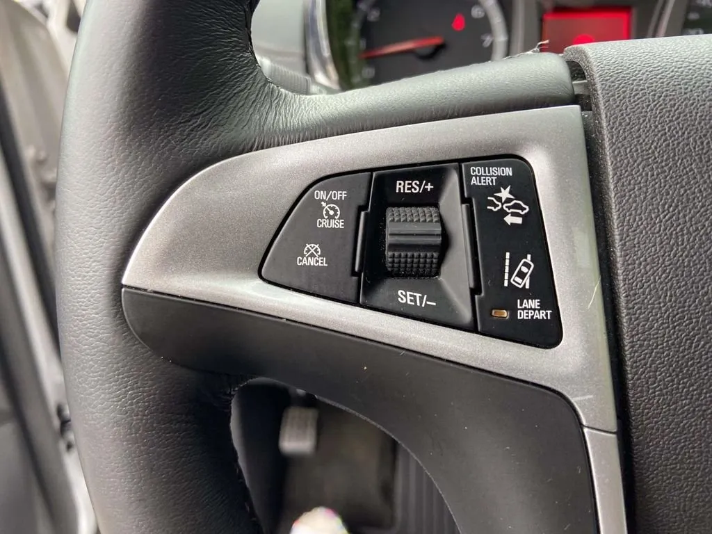 2017 GMC Terrain Denali thumbnail 33