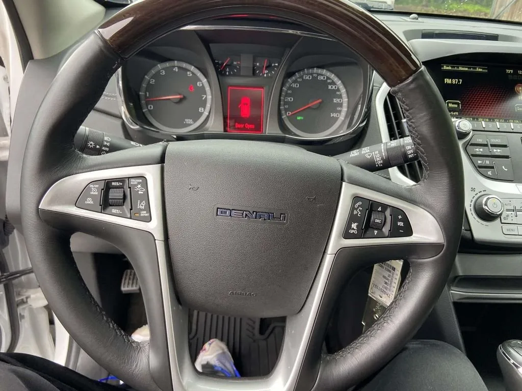 2017 GMC Terrain Denali thumbnail 35