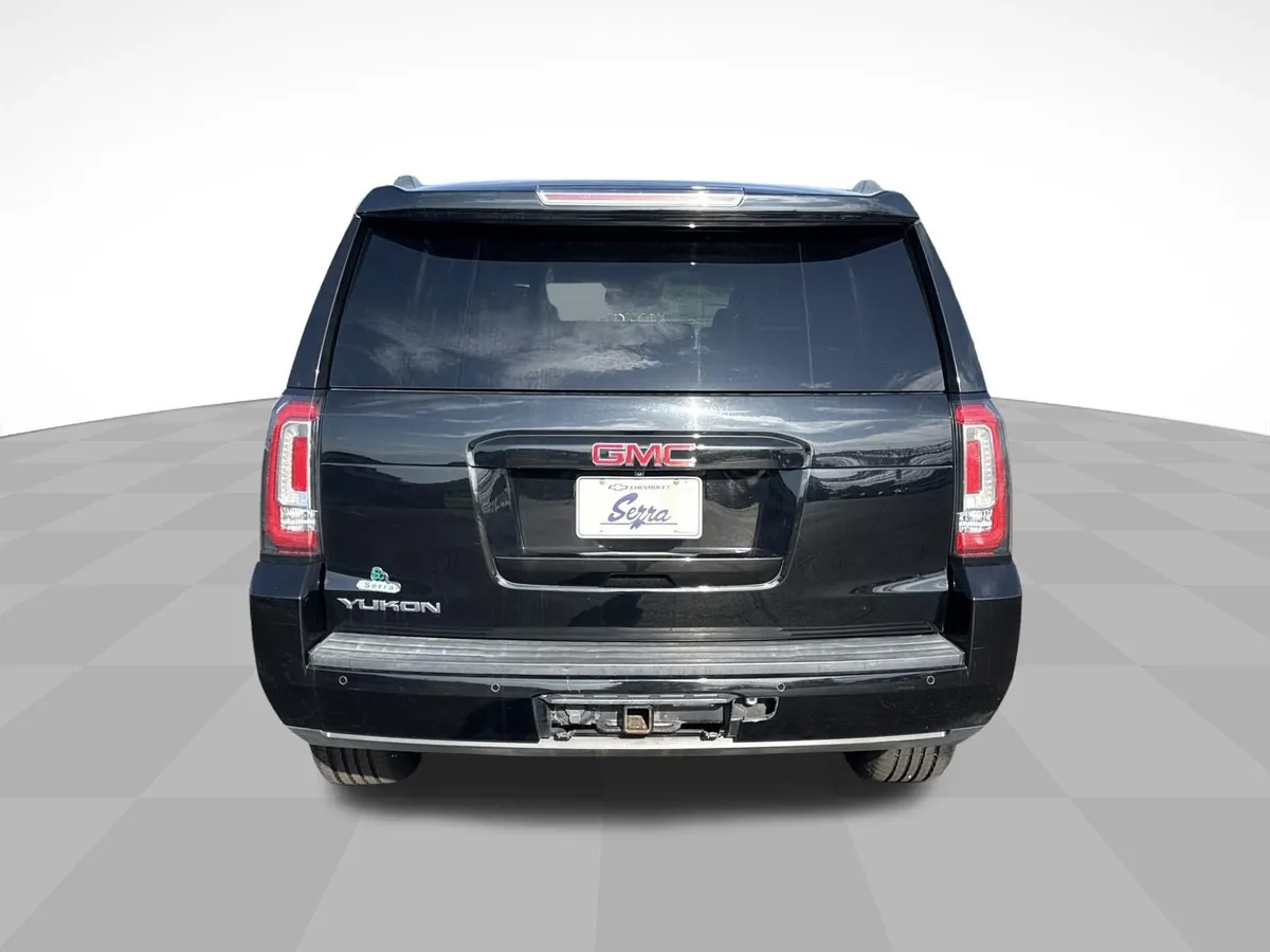 2017 GMC Yukon SLT thumbnail 24