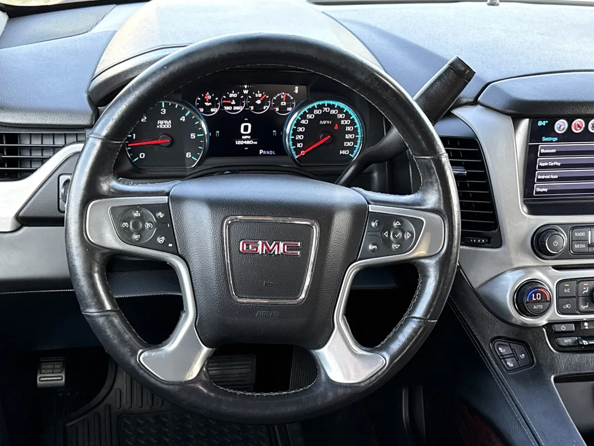 2017 GMC Yukon SLT thumbnail 26
