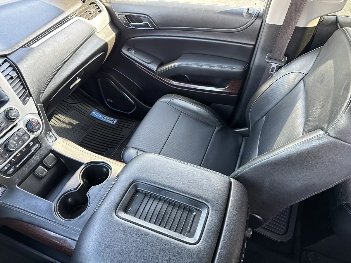 2017 GMC Yukon SLT thumbnail 27