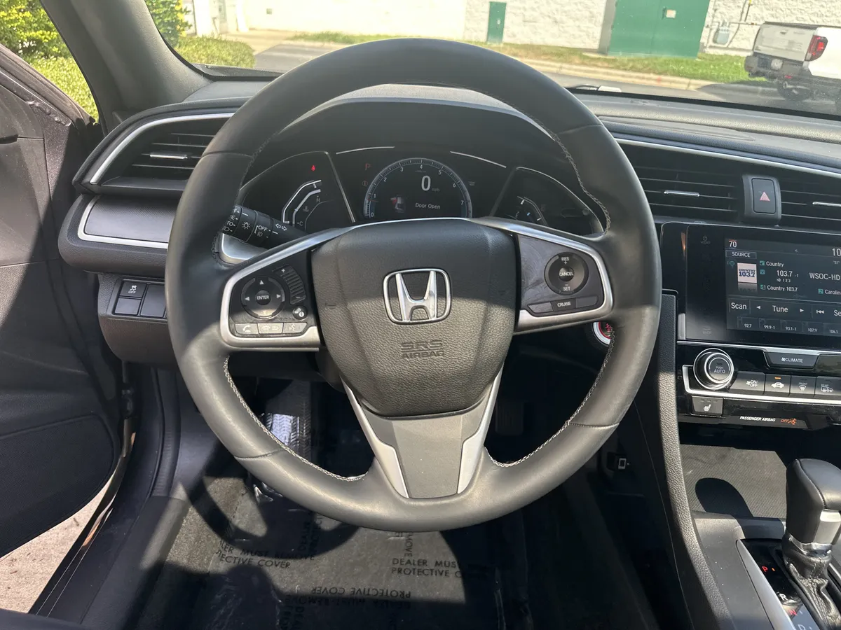 2017 Honda Civic EX-L thumbnail 17