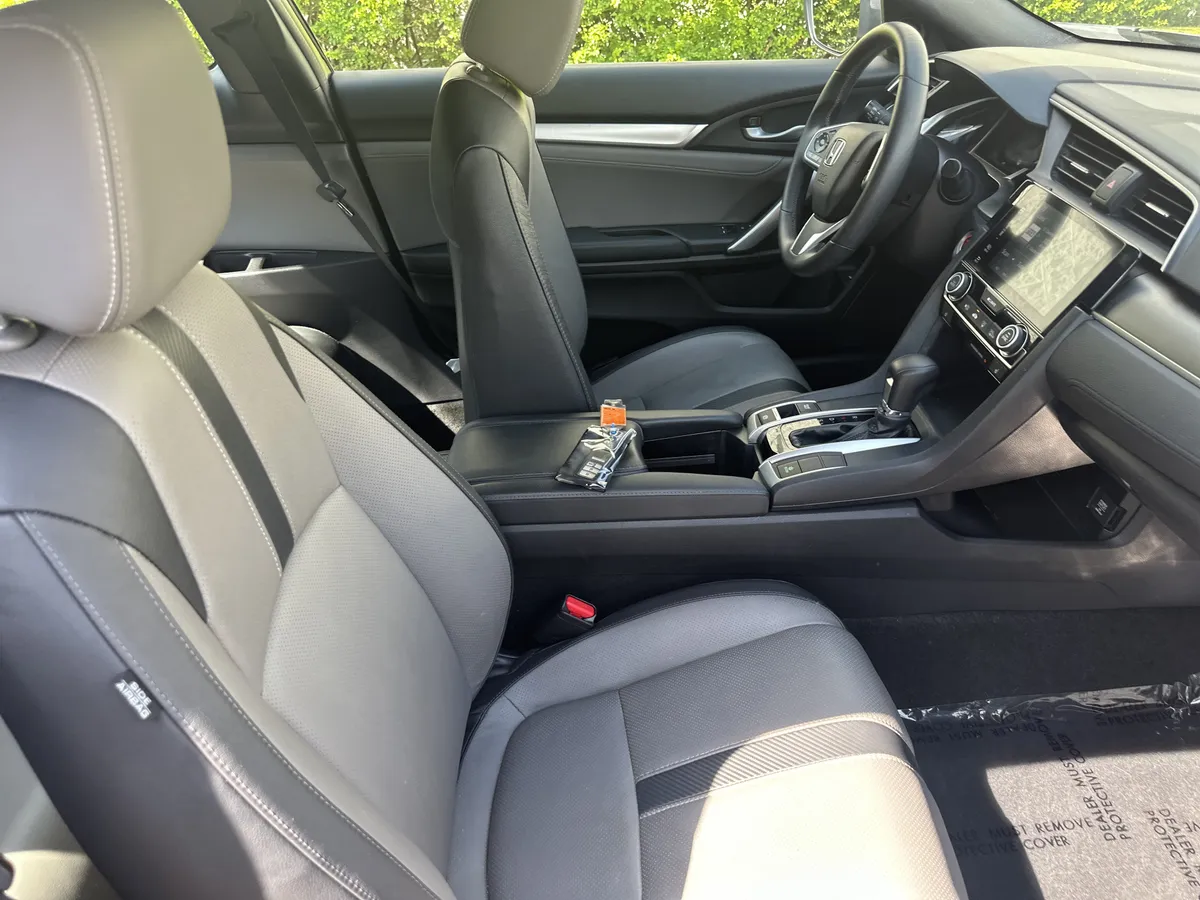 2017 Honda Civic EX-L thumbnail 19