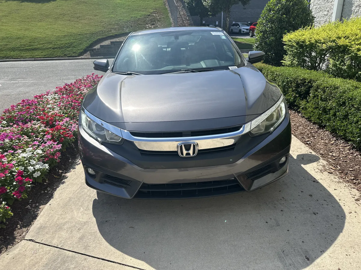 2017 Honda Civic EX-L thumbnail 2