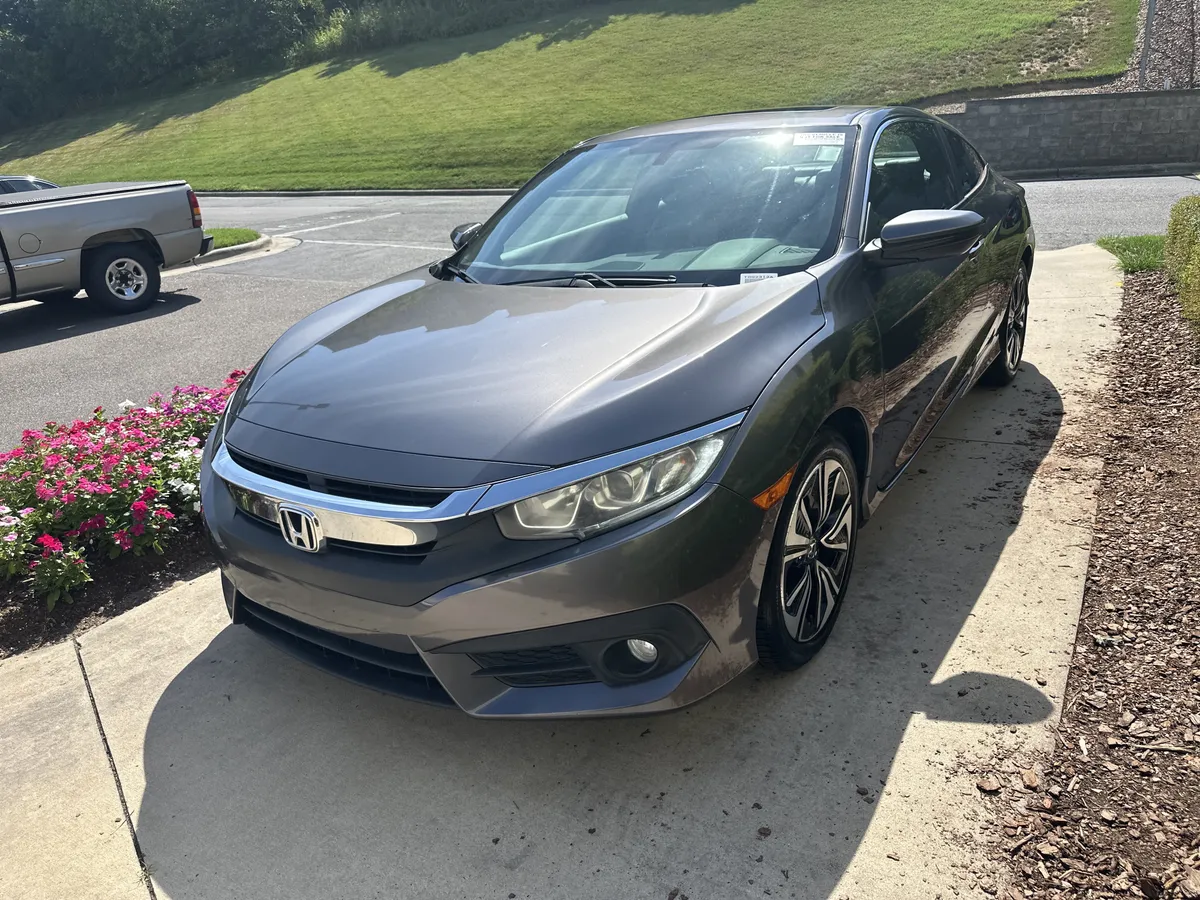 2017 Honda Civic EX-L thumbnail 4