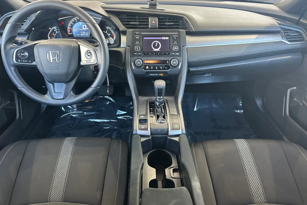 2017 Honda Civic LX thumbnail 15