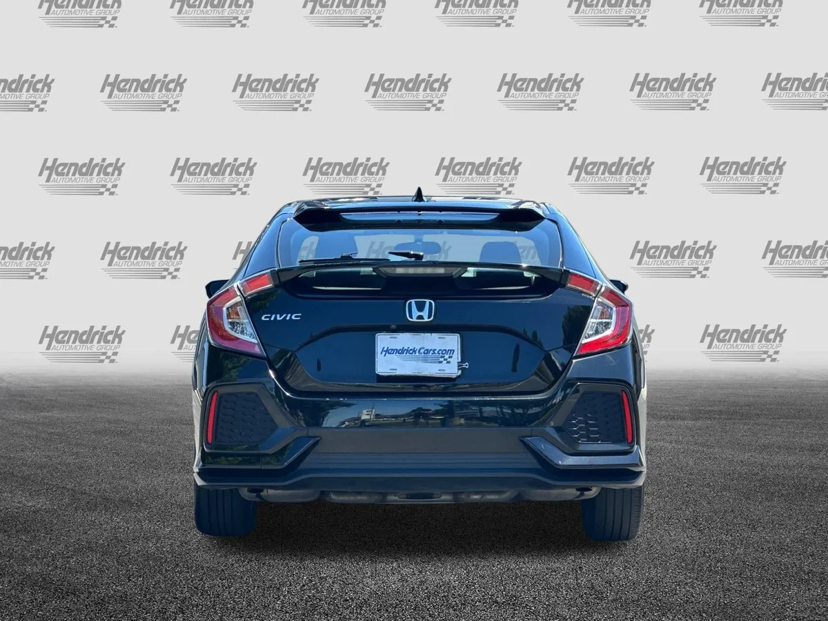 2017 Honda Civic LX thumbnail 5