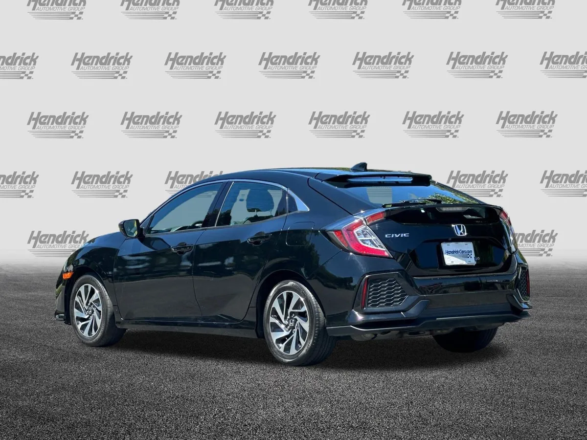 2017 Honda Civic LX thumbnail 6