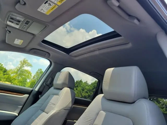 2017 Honda CR-V Touring thumbnail 14