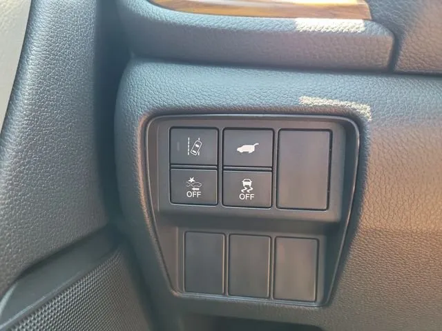 2017 Honda CR-V Touring thumbnail 29