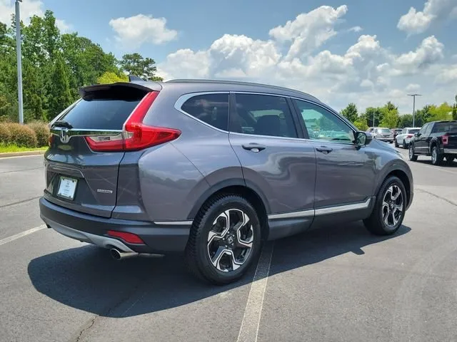 2017 Honda CR-V Touring thumbnail 4