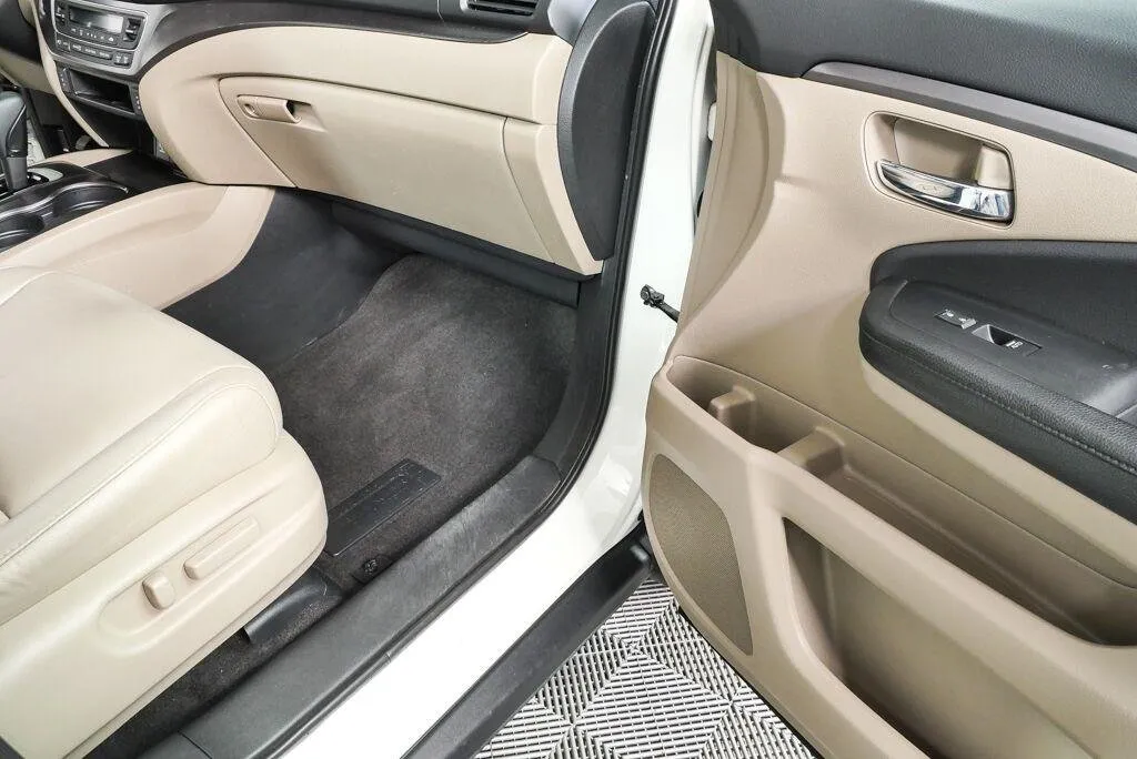 2017 HONDA PILOT EX-L thumbnail 23