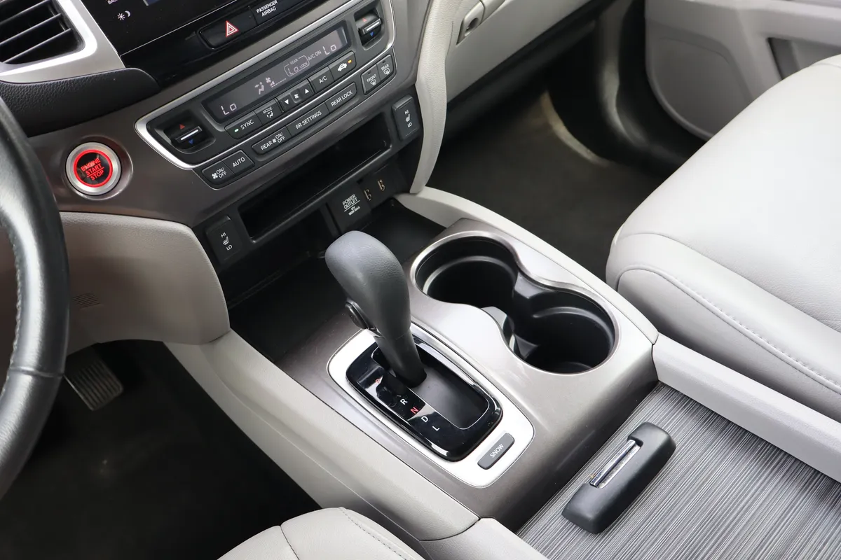 2017 Honda Pilot EX-L thumbnail 20