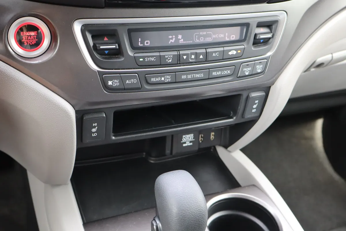 2017 Honda Pilot EX-L thumbnail 21