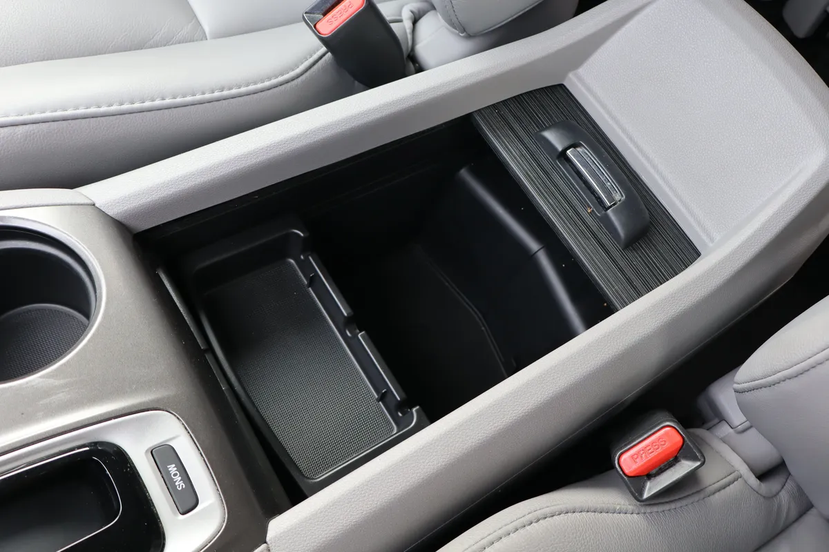 2017 Honda Pilot EX-L thumbnail 22