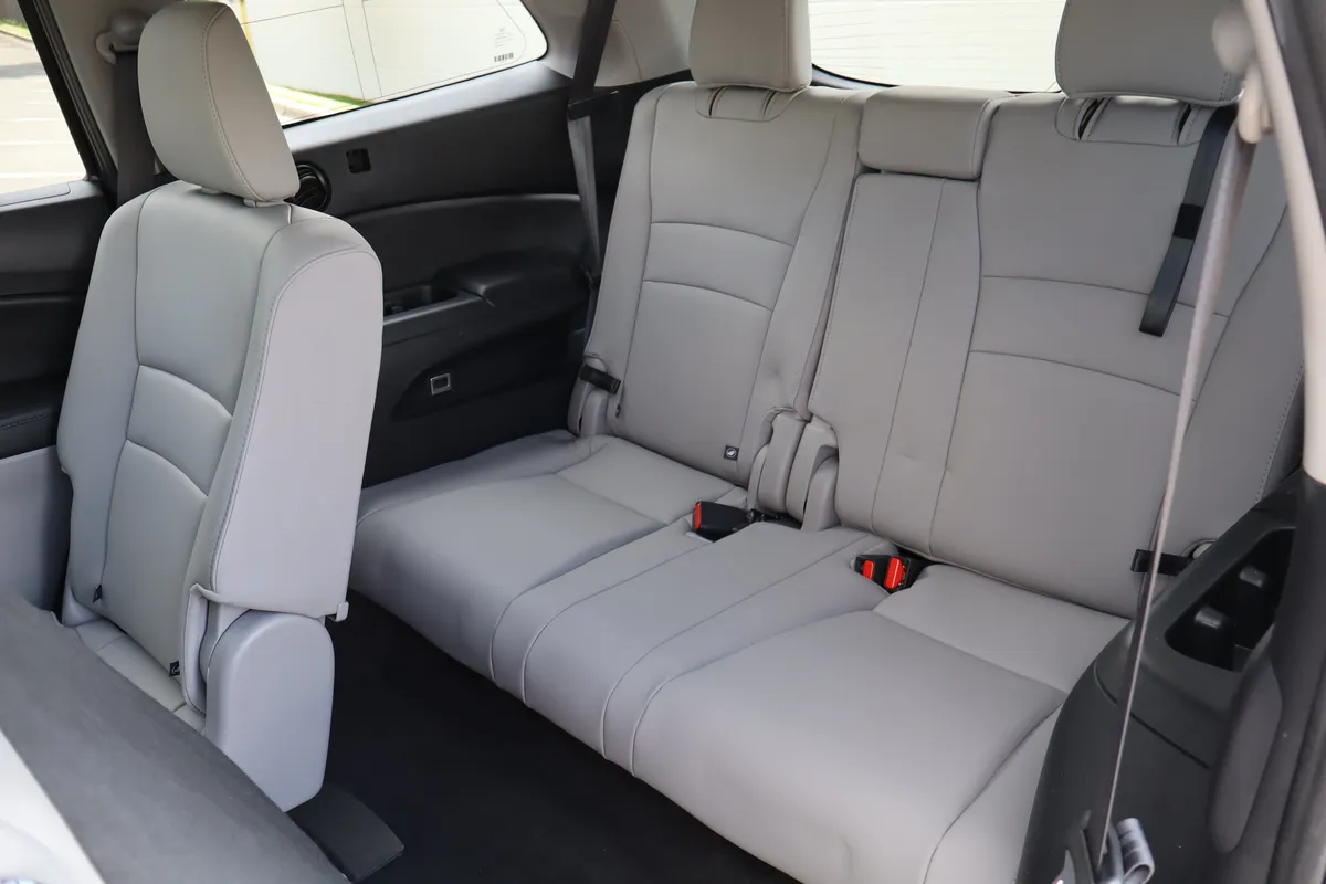 2017 Honda Pilot EX-L thumbnail 31