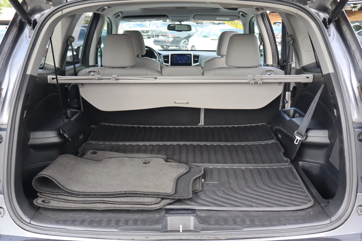 2017 Honda Pilot EX-L thumbnail 33