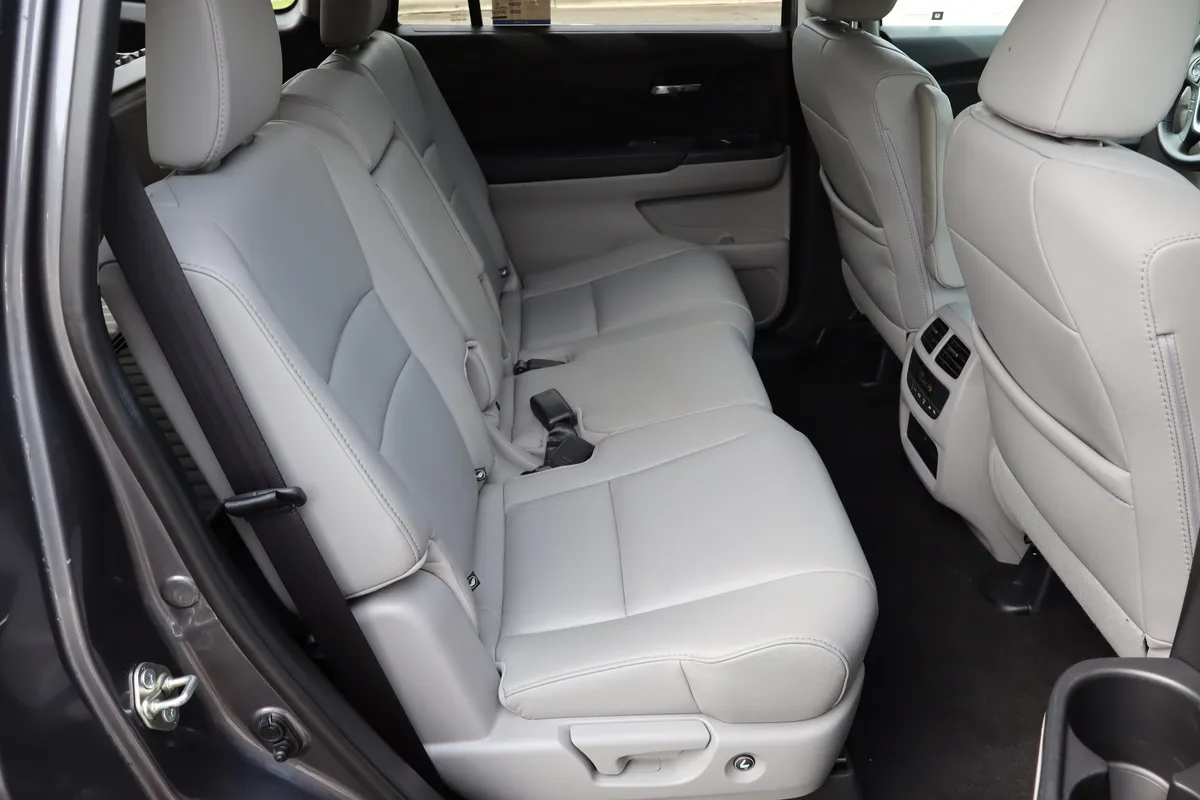 2017 Honda Pilot EX-L thumbnail 34