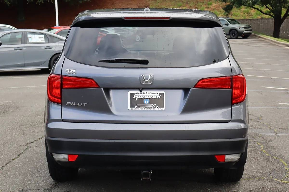 2017 Honda Pilot EX-L thumbnail 8