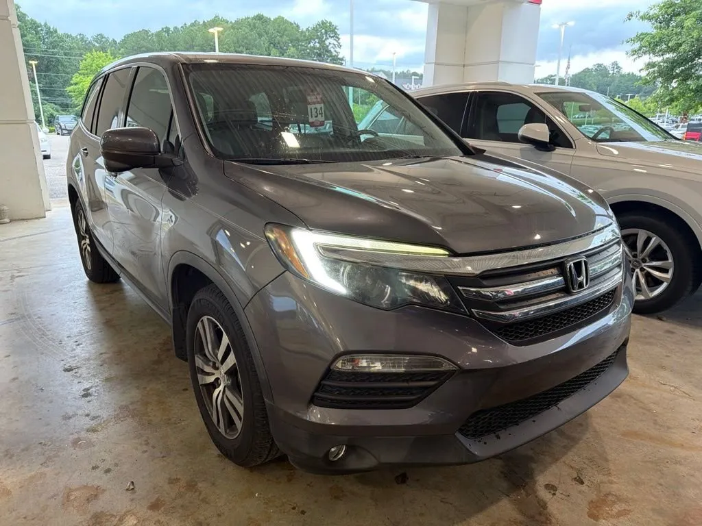 2017 Honda Pilot EX-L thumbnail 4