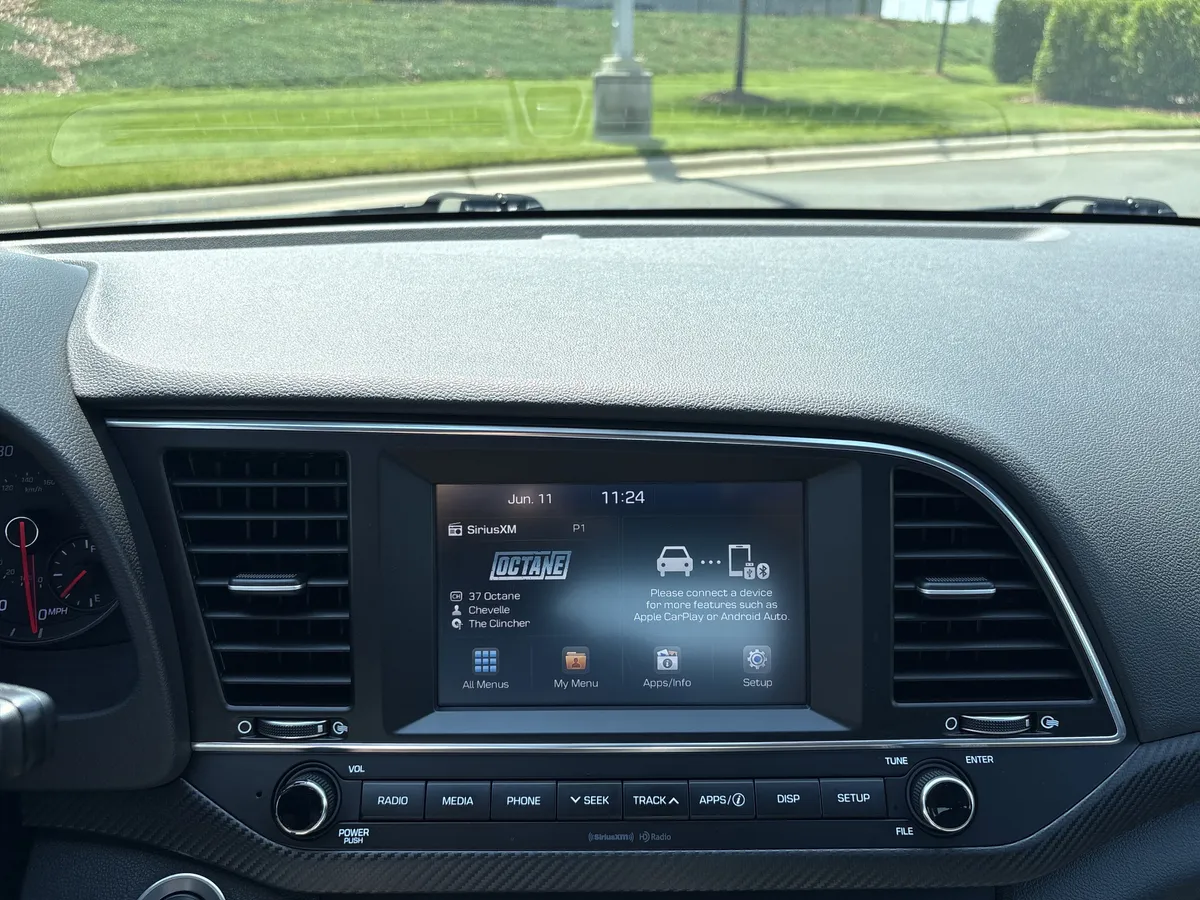 2017 Hyundai Elantra Sport thumbnail 27