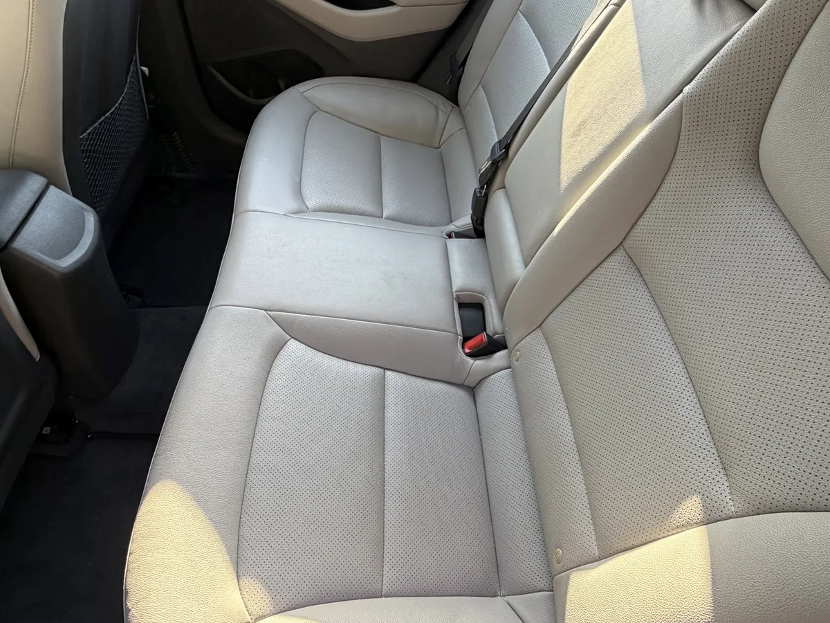 2017 Hyundai Ioniq Hybrid Limited thumbnail 30