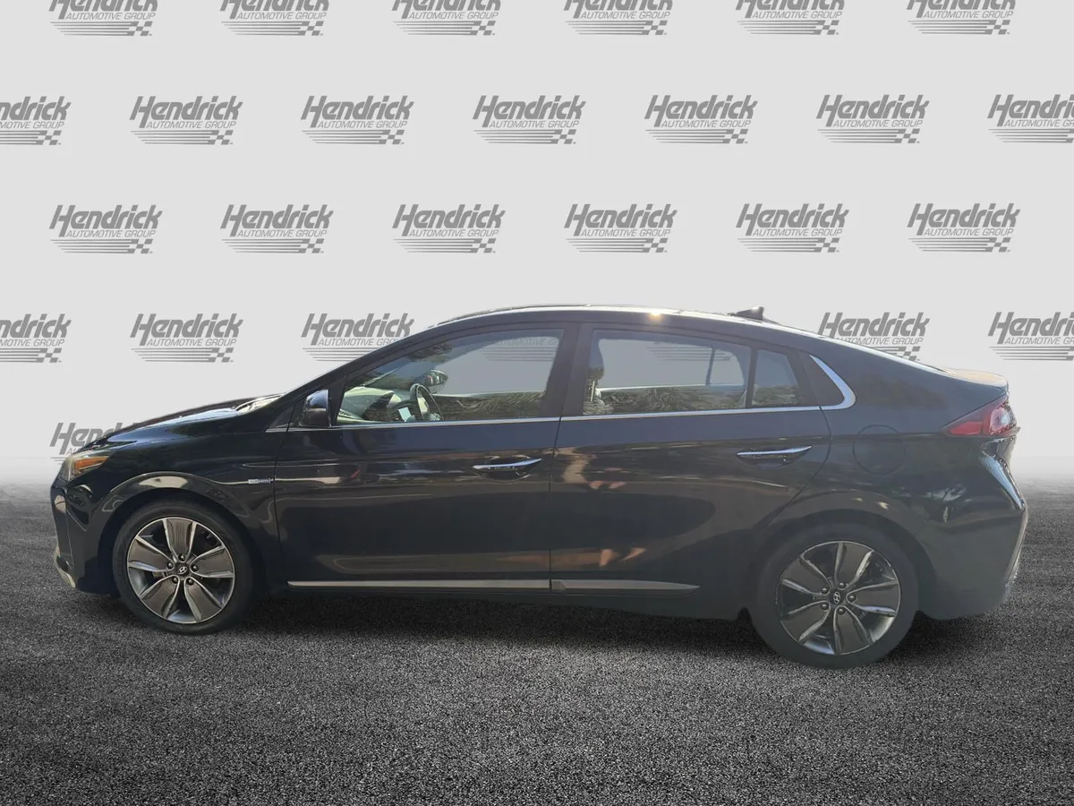 2017 Hyundai Ioniq Hybrid Limited thumbnail 5
