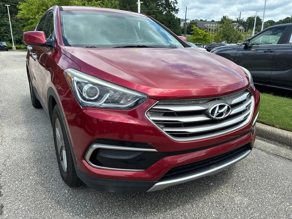 2017 Hyundai Santa Fe Sport 2.4 Base thumbnail 4