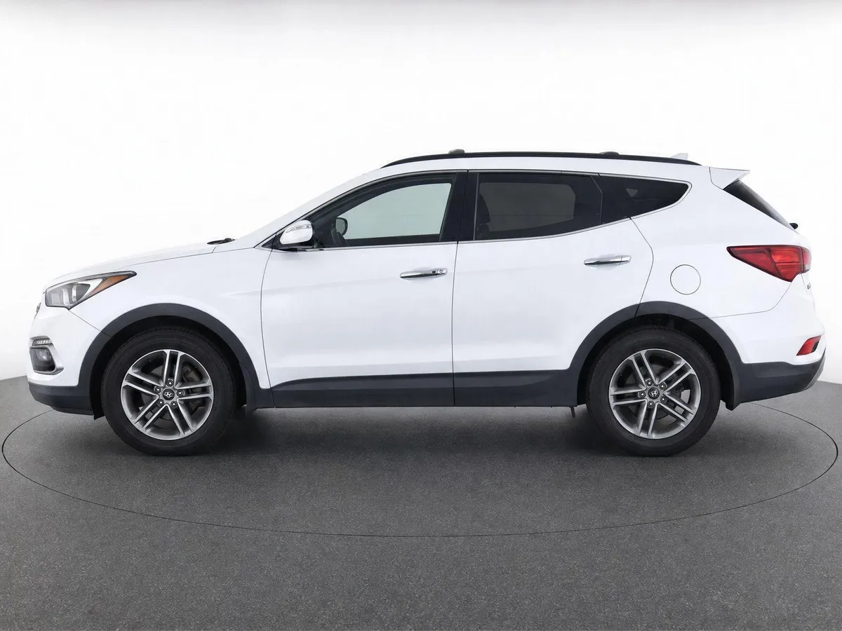 2017 Hyundai Santa Fe Sport 2.4L thumbnail 6