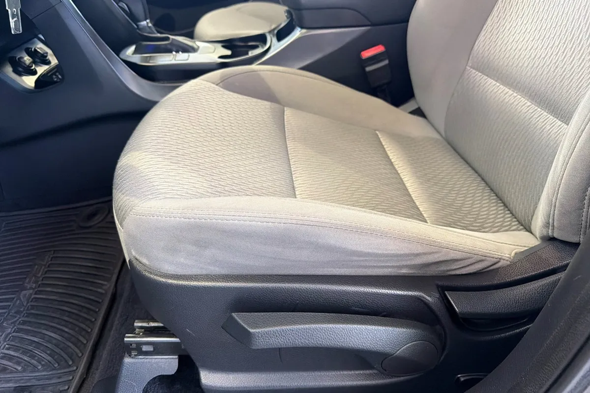 2017 Hyundai Santa Fe Sport 2.4L thumbnail 13