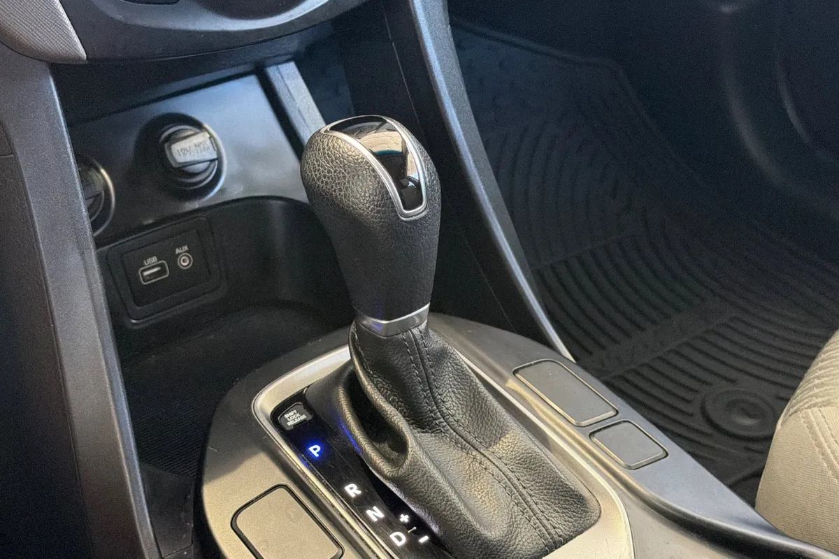 2017 Hyundai Santa Fe Sport 2.4L thumbnail 26