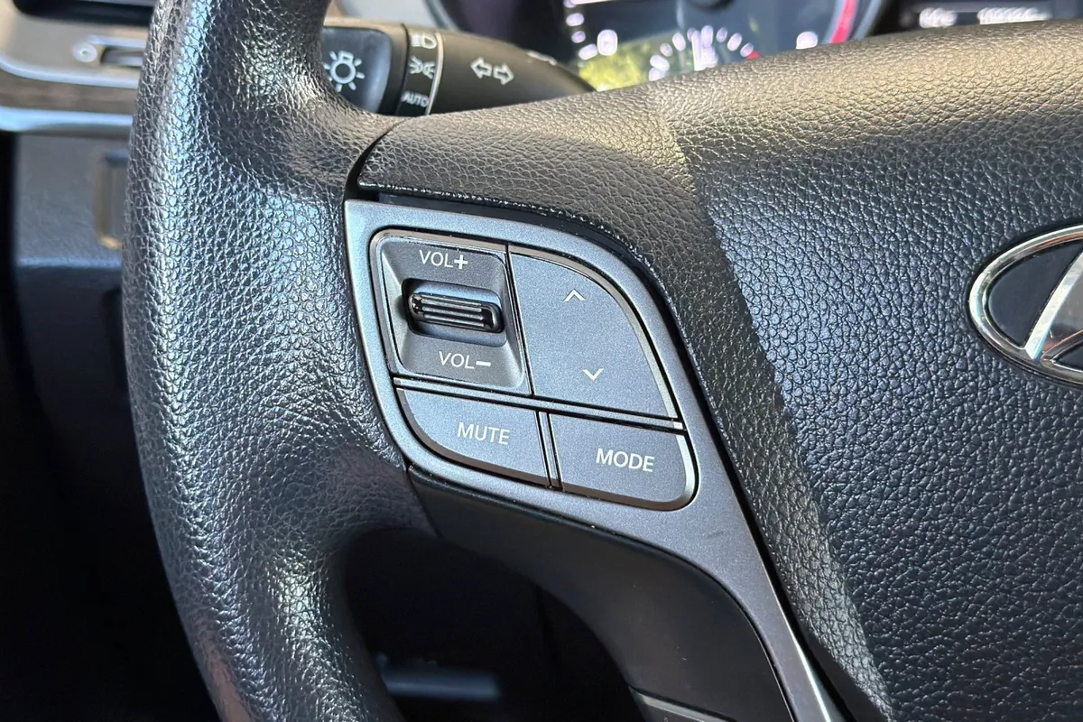 2017 Hyundai Santa Fe Sport 2.4L thumbnail 28