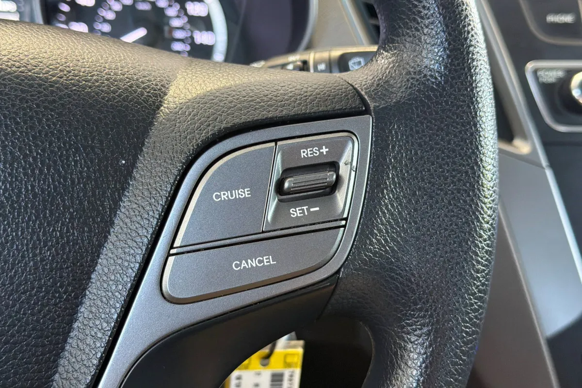 2017 Hyundai Santa Fe Sport 2.4L thumbnail 29